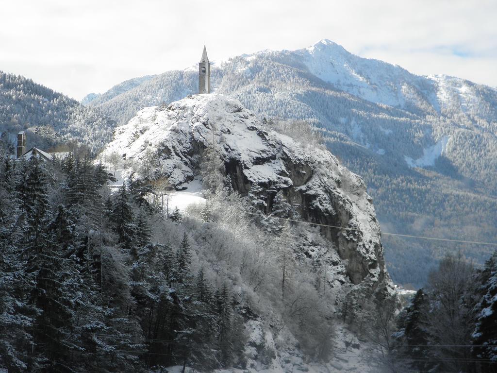 Gîte Auberge Les Terres Blanches de Méolans Exterior foto