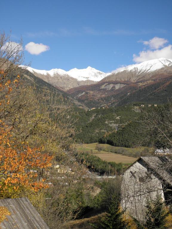 Gîte Auberge Les Terres Blanches de Méolans Zimmer foto