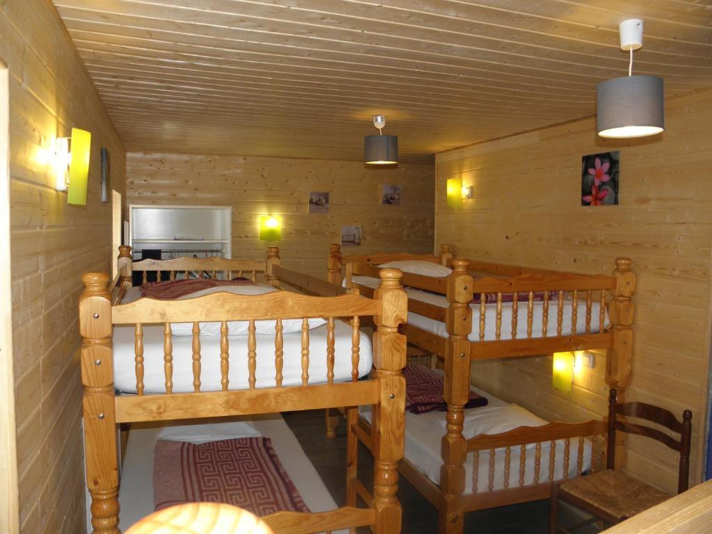 Gîte Auberge Les Terres Blanches de Méolans Zimmer foto