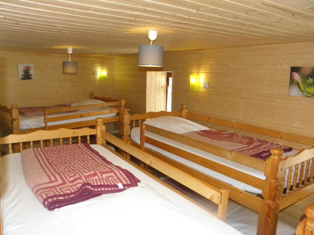 Gîte Auberge Les Terres Blanches de Méolans Zimmer foto