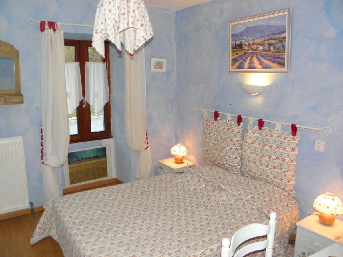 Gîte Auberge Les Terres Blanches de Méolans Zimmer foto